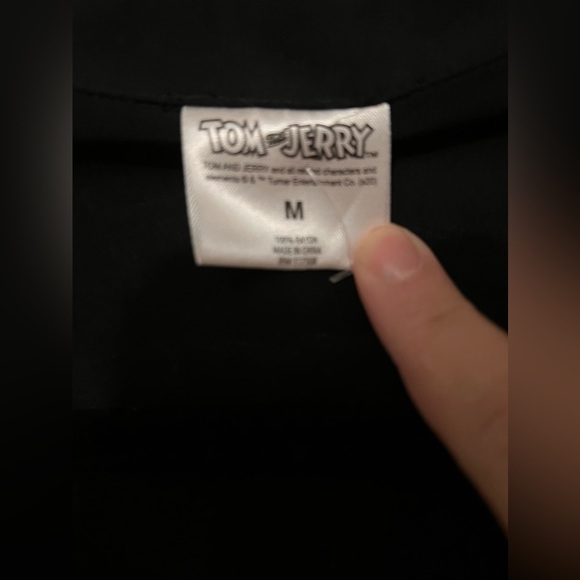 Tom & Jerry black button up (NWT) size medium - Picture 3 of 4